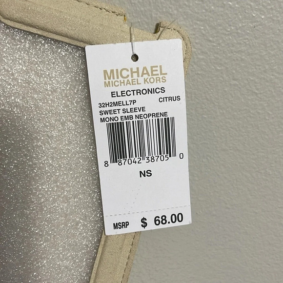 Michael Kors Neoprene iPad sleeve in Citrus - Picture 3 of 6